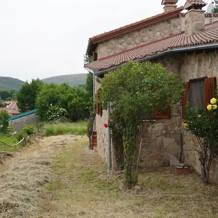 La Puerta De Gredos Villa San Martín del Pimpollar Buitenkant foto
